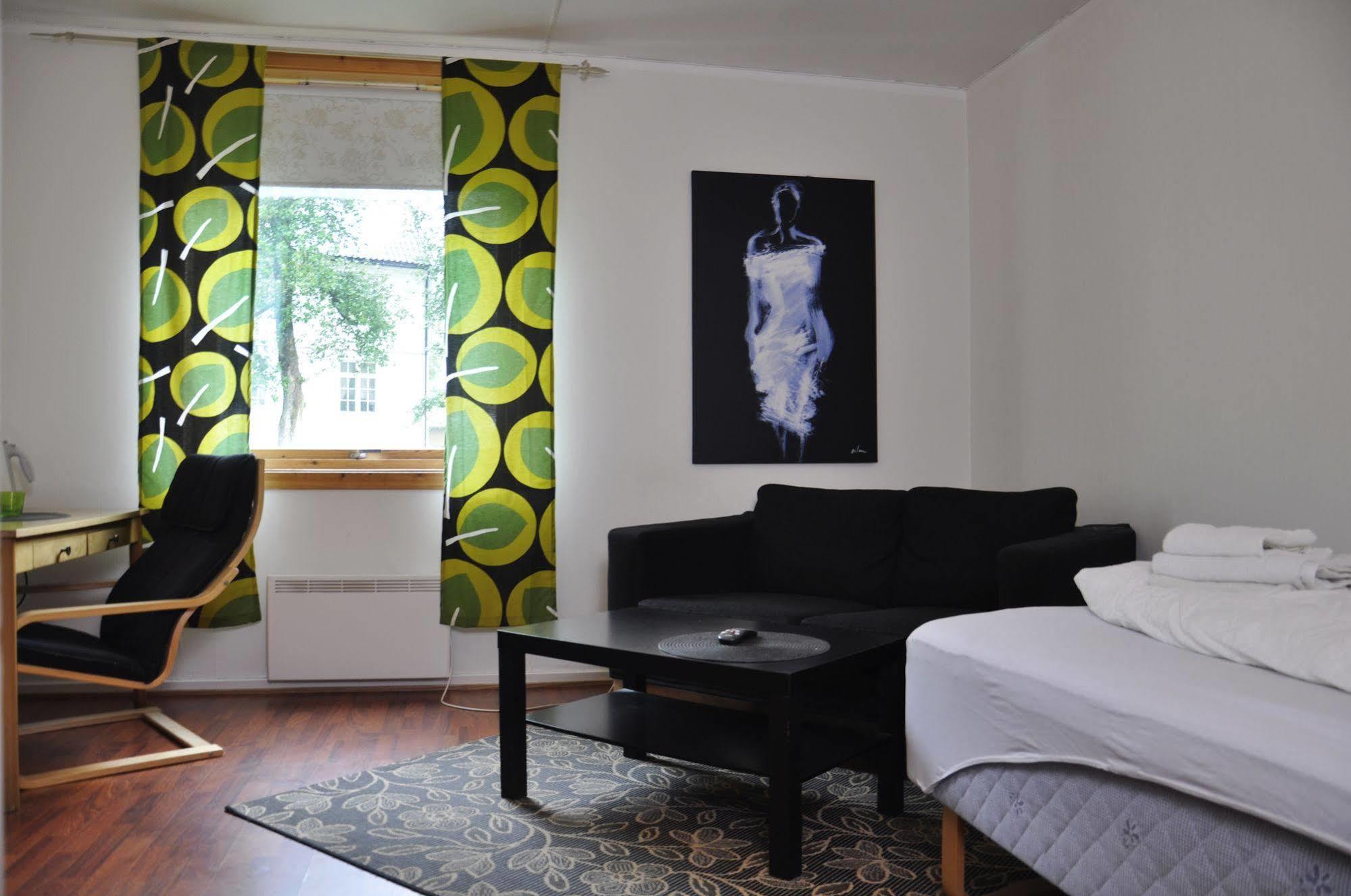 Svartisen Apartments Glomfjord Екстер'єр фото