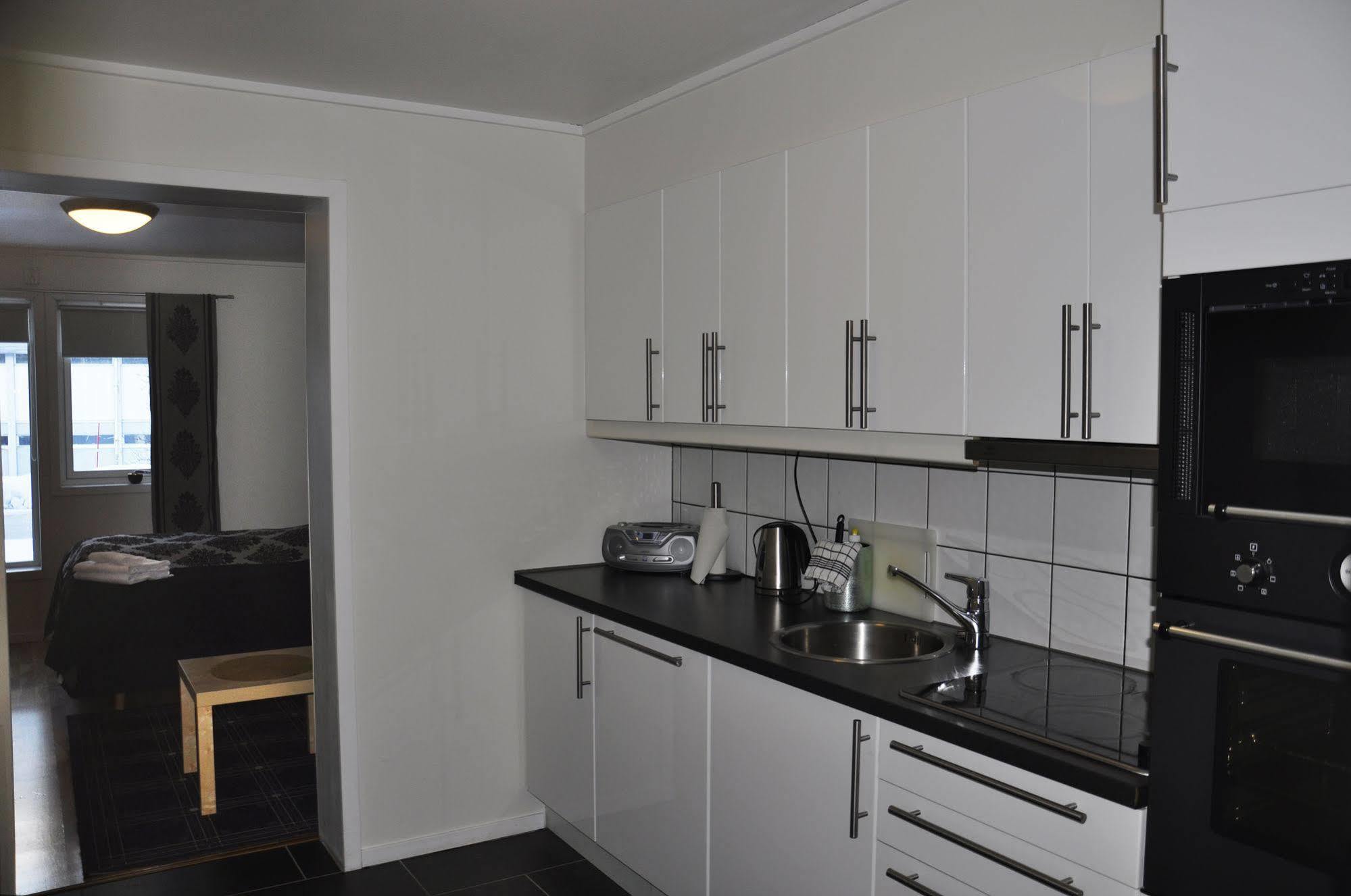 Svartisen Apartments Glomfjord Екстер'єр фото