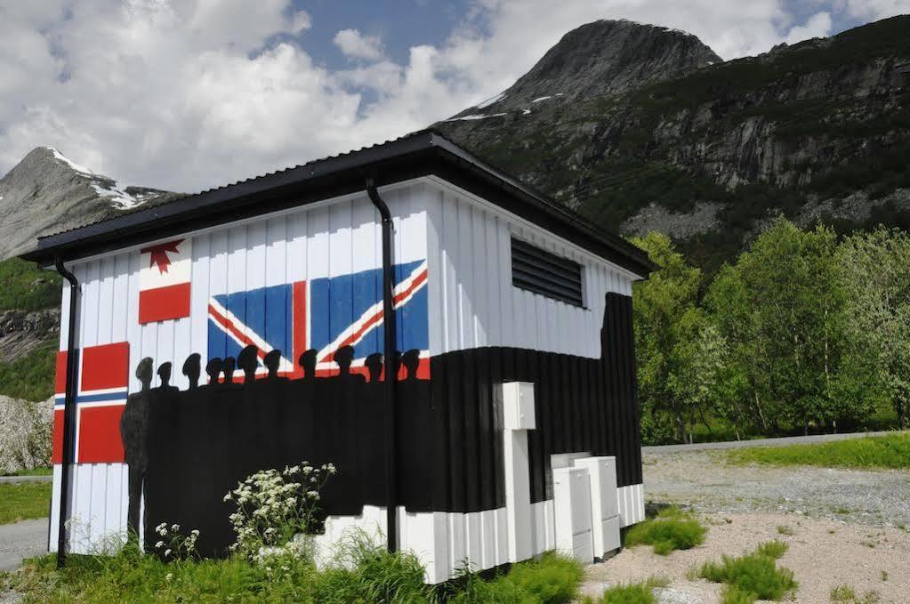 Svartisen Apartments Glomfjord Екстер'єр фото